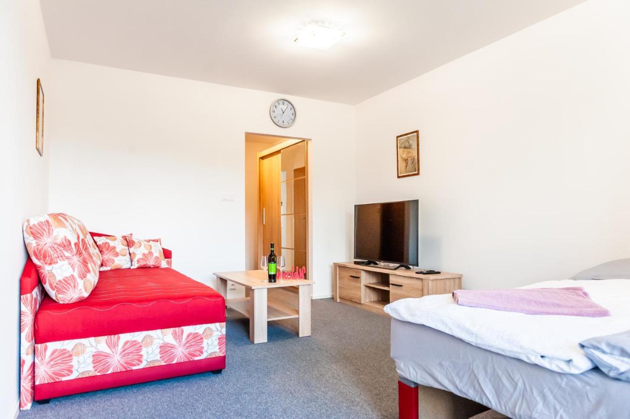 Apartmány Summit Bešeňová Esterno foto